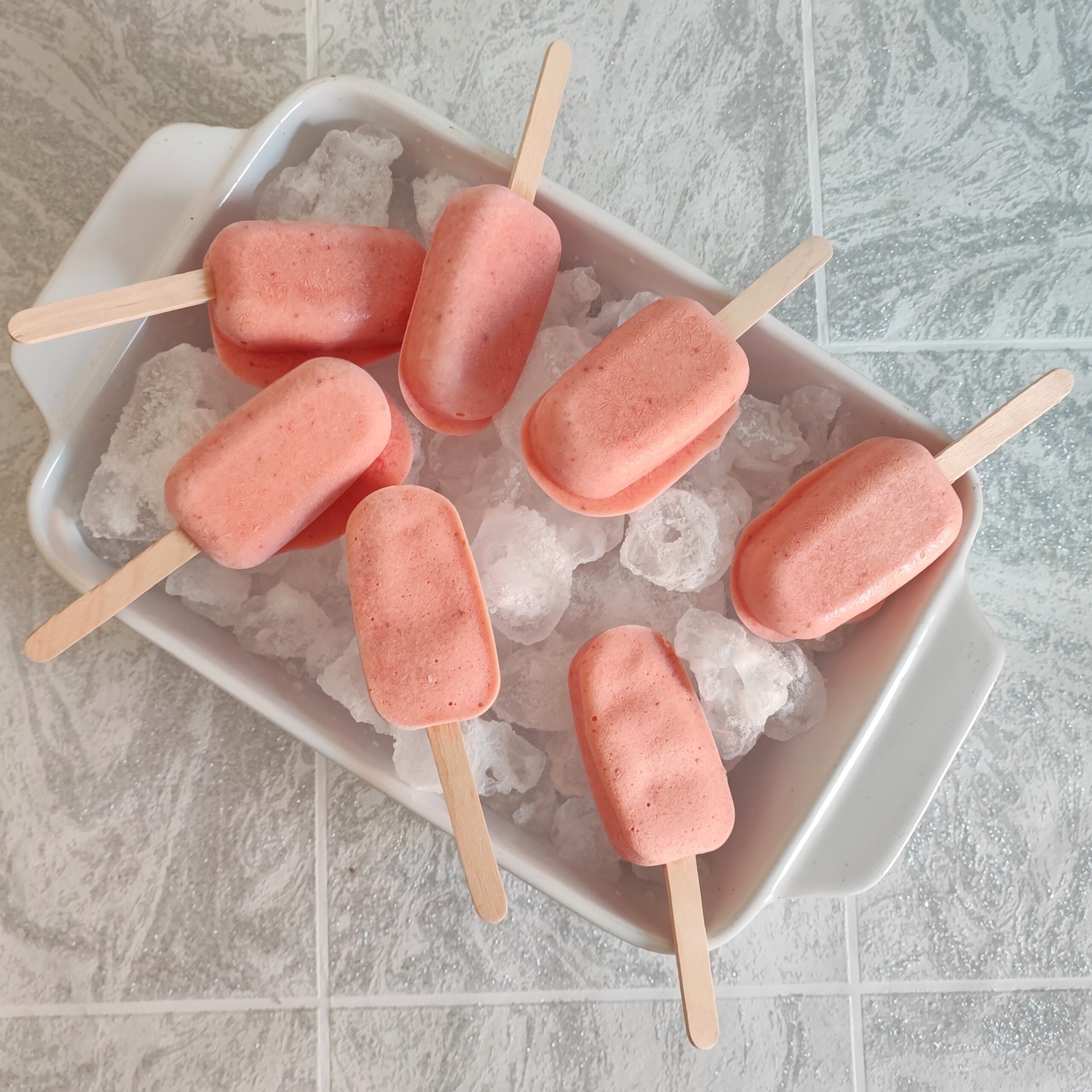 Smoothie Ice Lollies Recipe - Healthy Hearty Wholesome